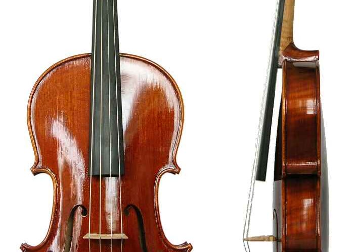 Un alto, instrument à cordes frottées