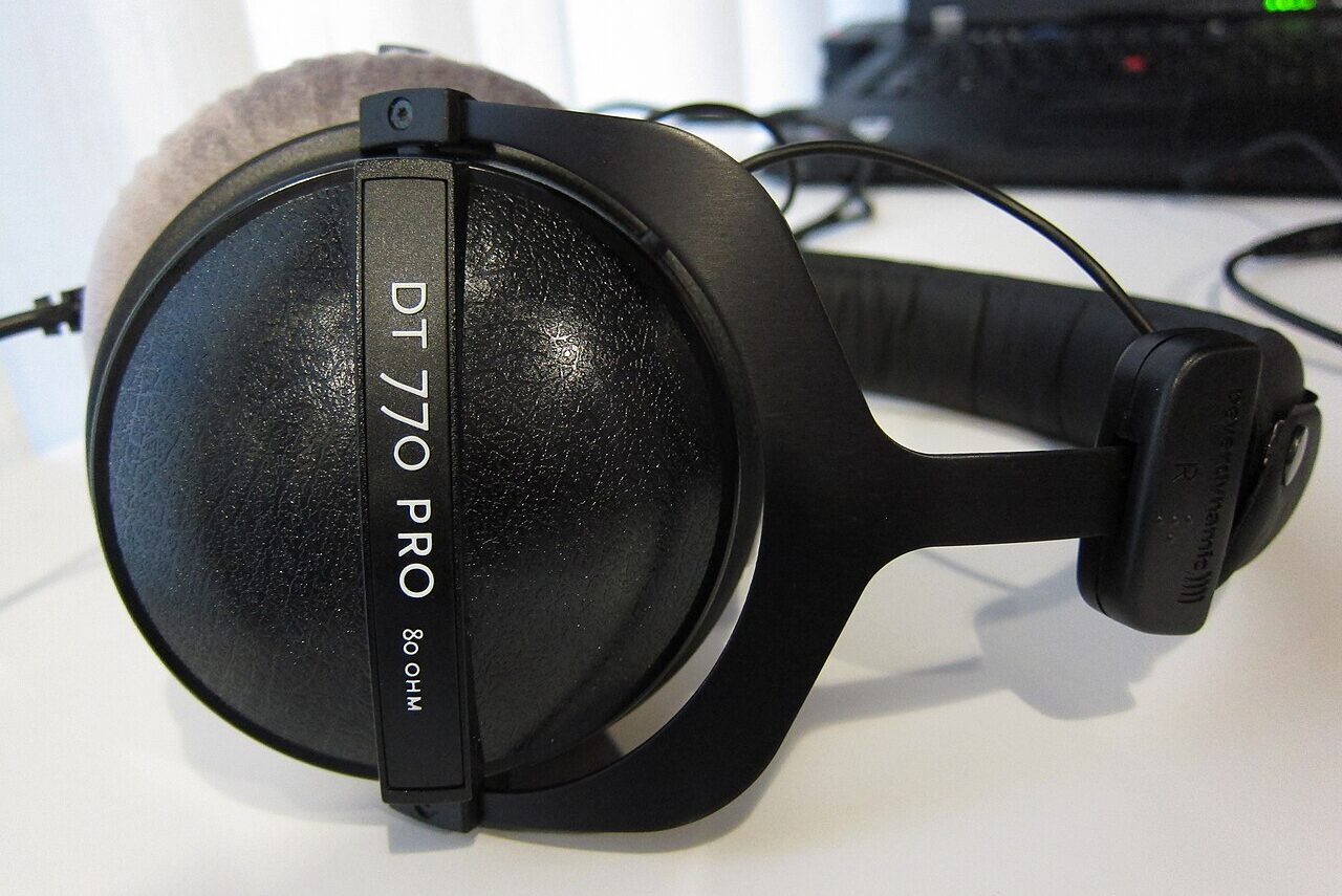 Photo d’illustration : Beyerdynamic DT 770 PRO 80 Ohm -01