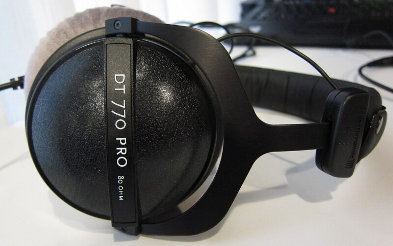 Photo d’illustration : Beyerdynamic DT 770 PRO 80 Ohm -01