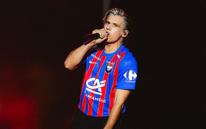 Le rappeur Orelsan sur scène
